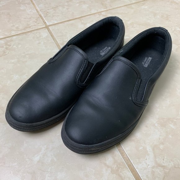 mossimo non slip shoes